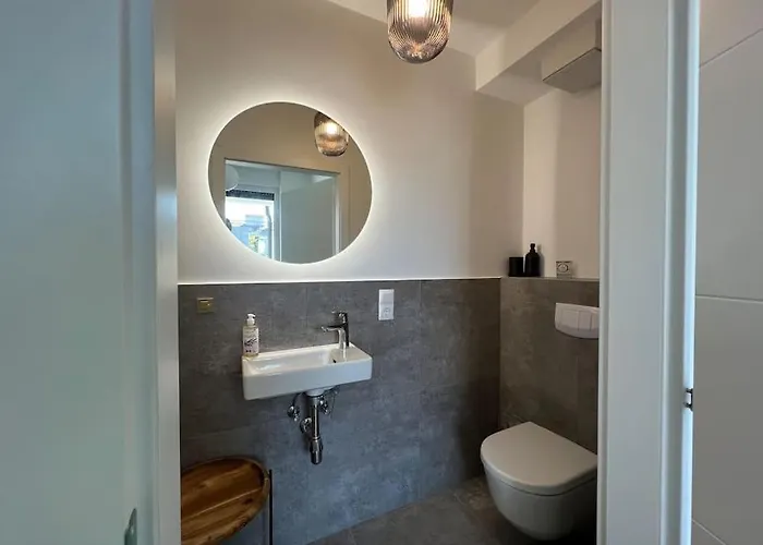 Stylishes Mit Grossem Balkon Nahe Hauptbahnhof Apartmán Vídeň
