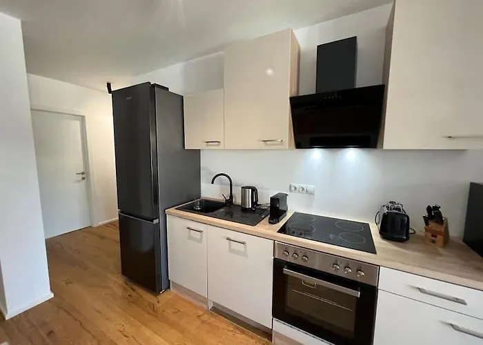 Stylishes Mit Grossem Balkon Nahe Hauptbahnhof *