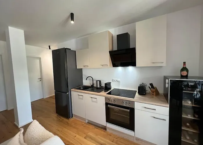 Stylishes Mit Grossem Balkon Nahe Hauptbahnhof Apartmán